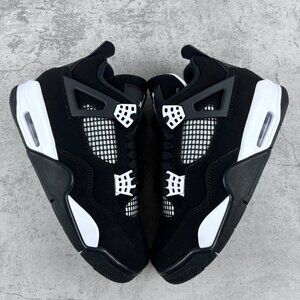 Jordan 4 Retro White Thunder